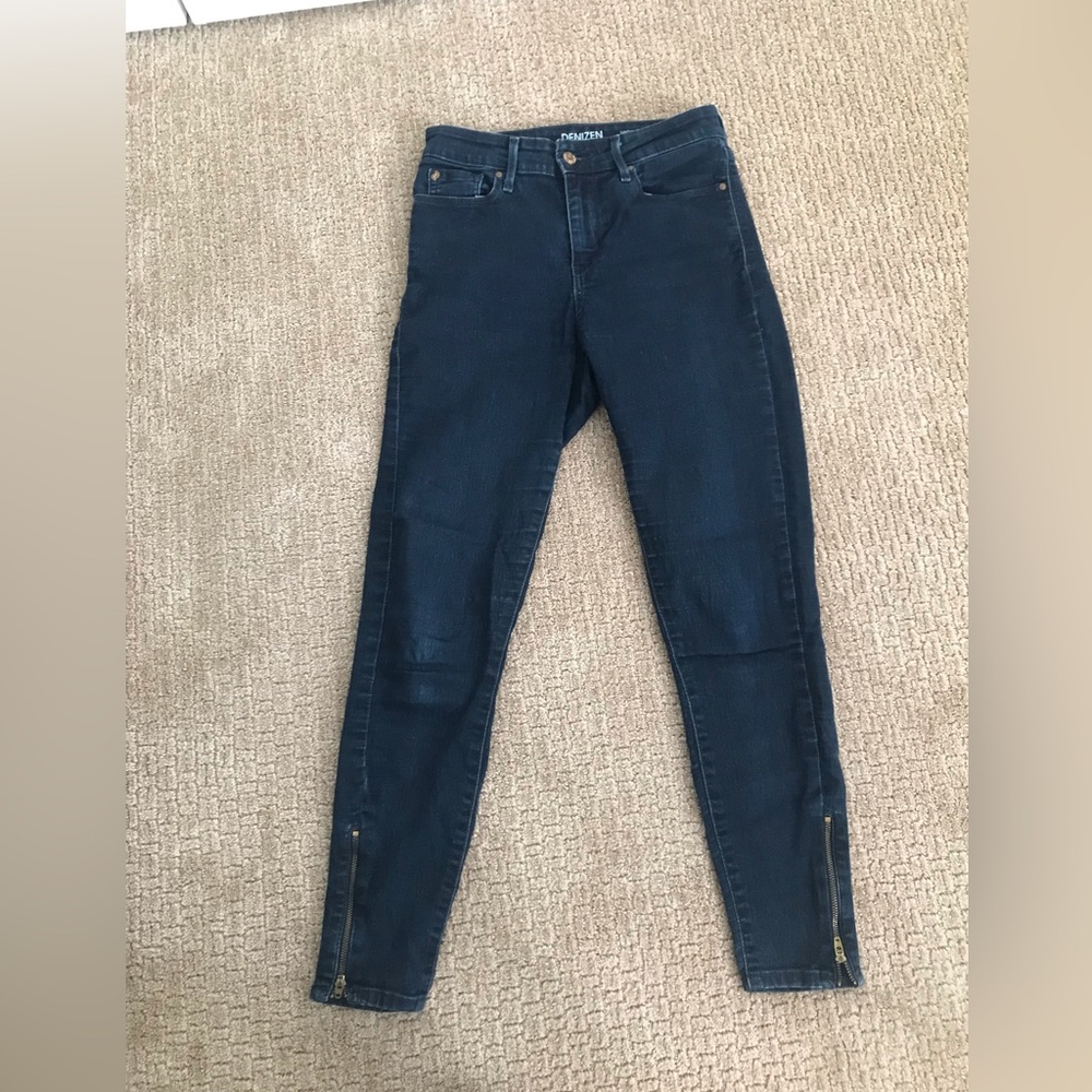 Womens Denizen High Rise Ankle Skinny Jeans